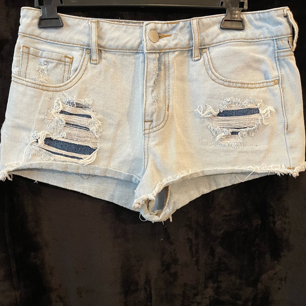 Bullhead Denim Co. Shorts, size 28